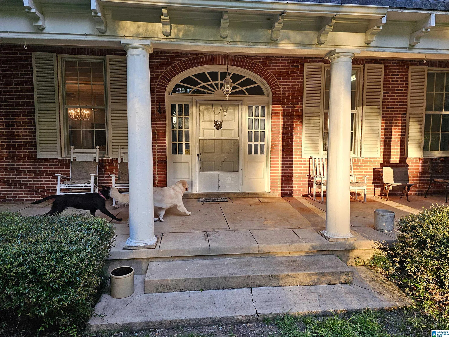 Residence at Sycamore Springs