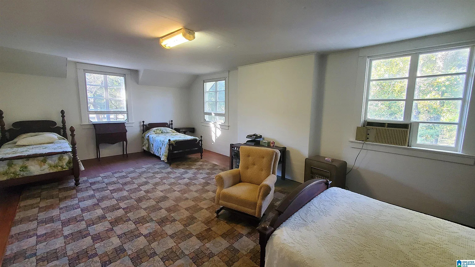 Residence at Sycamore Springs
